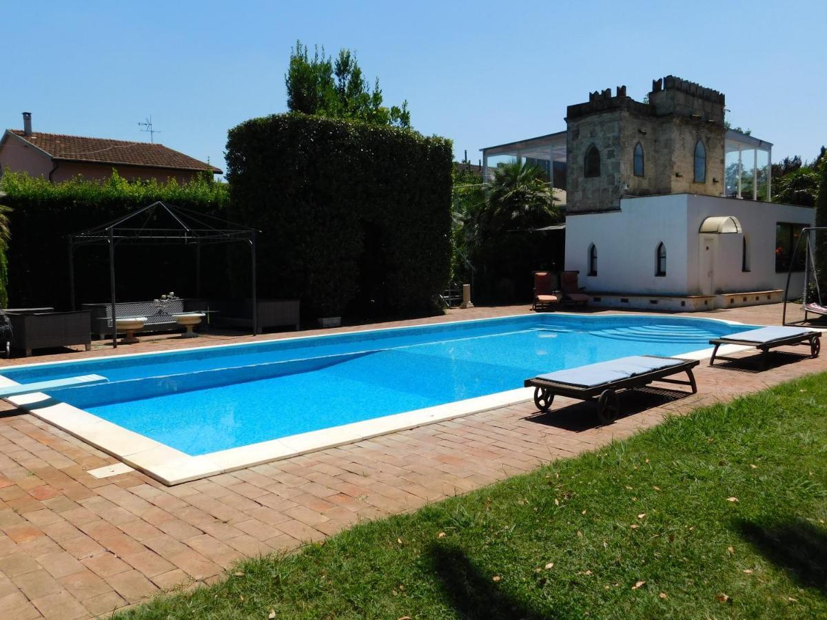 Appartamento Con Piscina Immersa Nel Verde Cascina Dış mekan fotoğraf