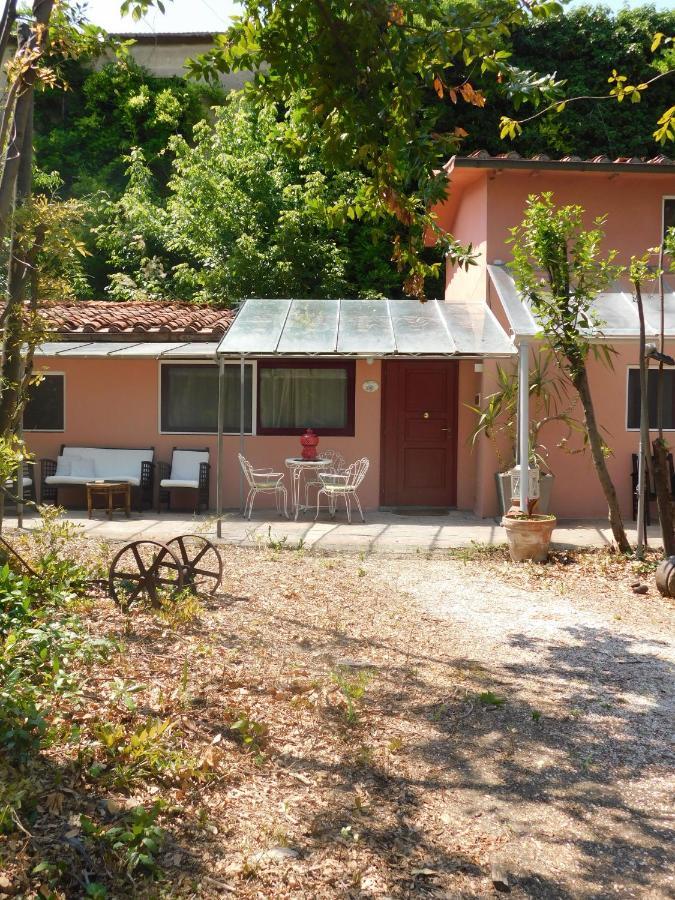 Appartamento Con Piscina Immersa Nel Verde Cascina Dış mekan fotoğraf